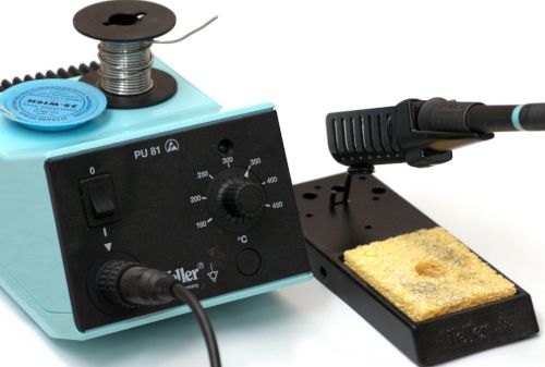 从 <https://commons.wikimedia.org/wiki/File:Soldering_Station_Weller_2.jpeg>