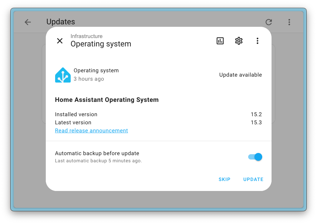 显示 Home Assistant 操作系统更新对话框的屏幕截图,其中有一个新的切换,会询问您是否要在升级之前备份。
